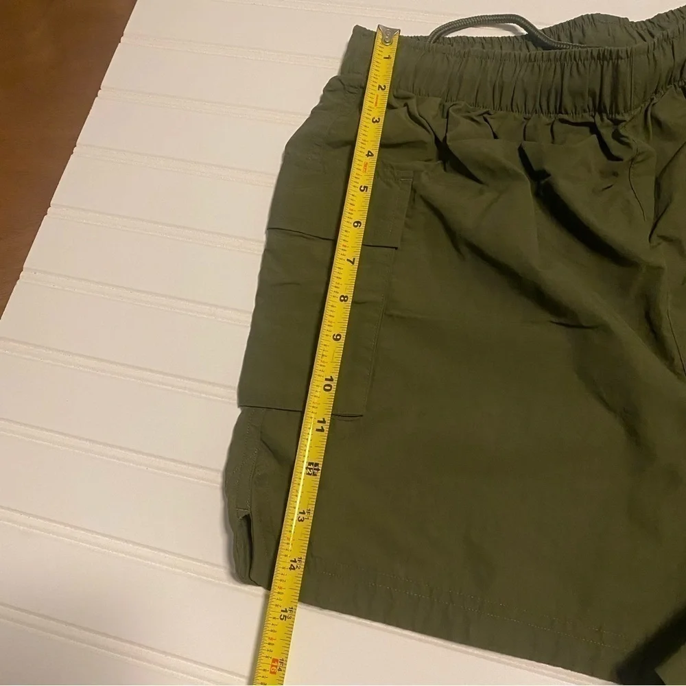 DSG Women’s Olive Shorts with Pockets and Drawstring Size Medium